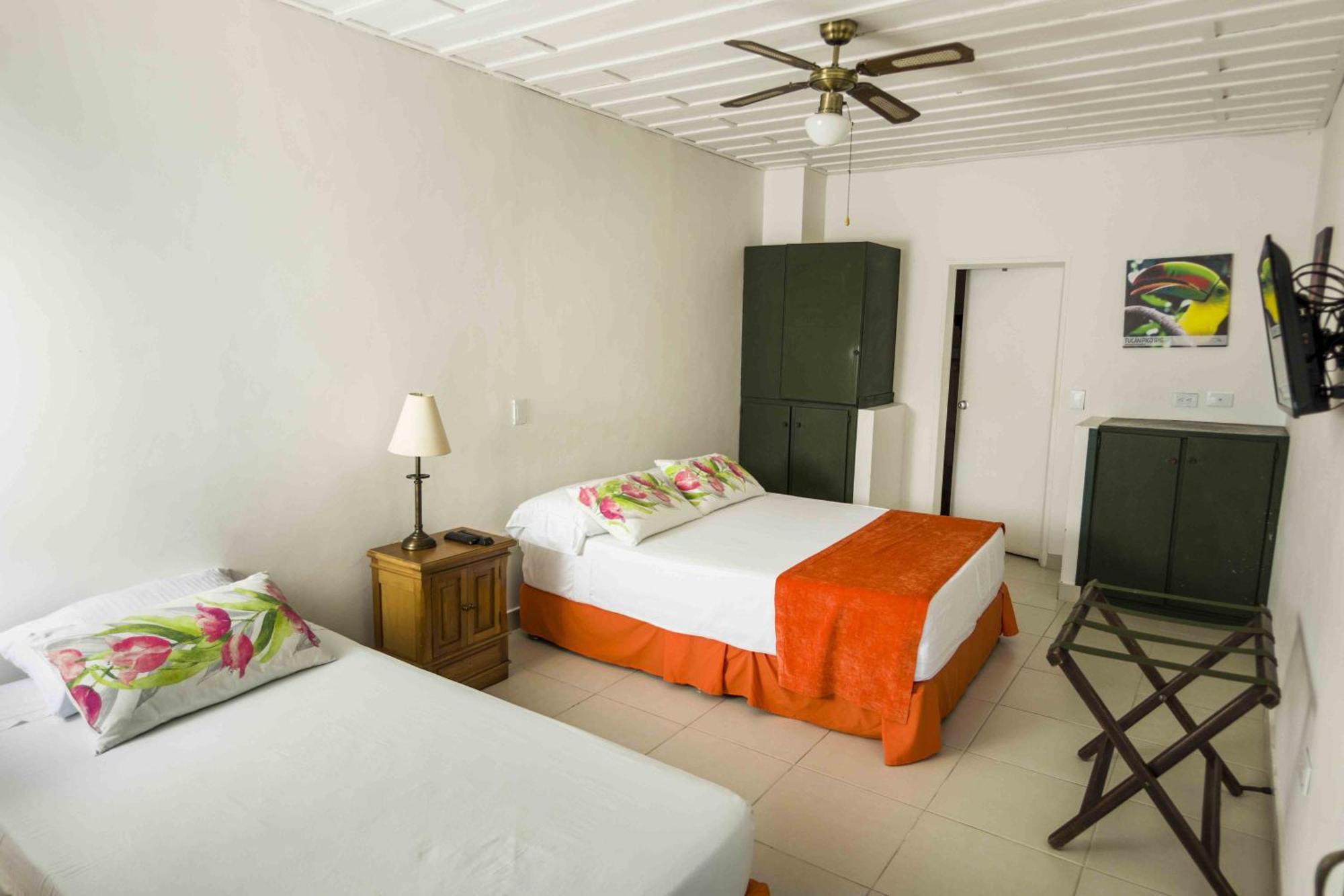Hotel Campestre La Floresta Puerto Espejo Bagian luar foto